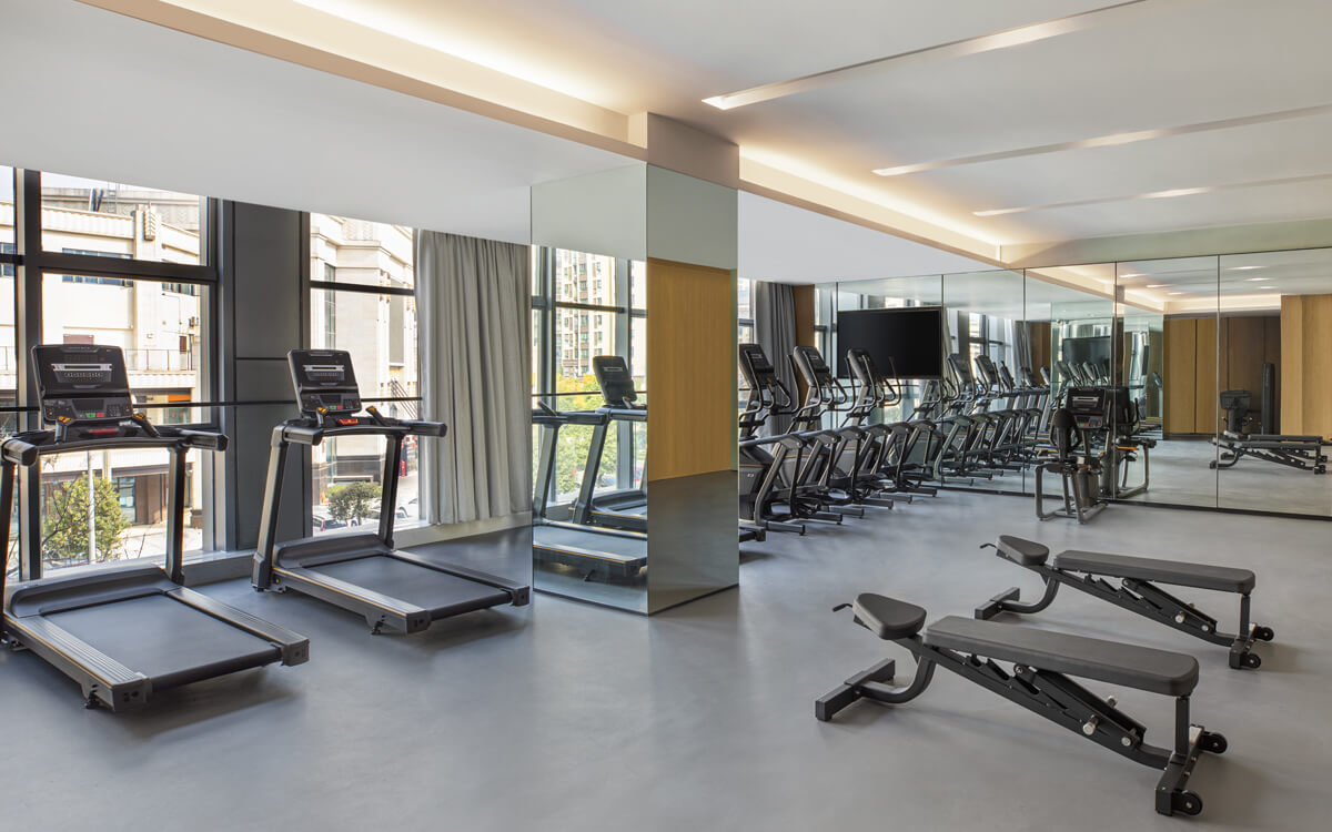 hotels gym center