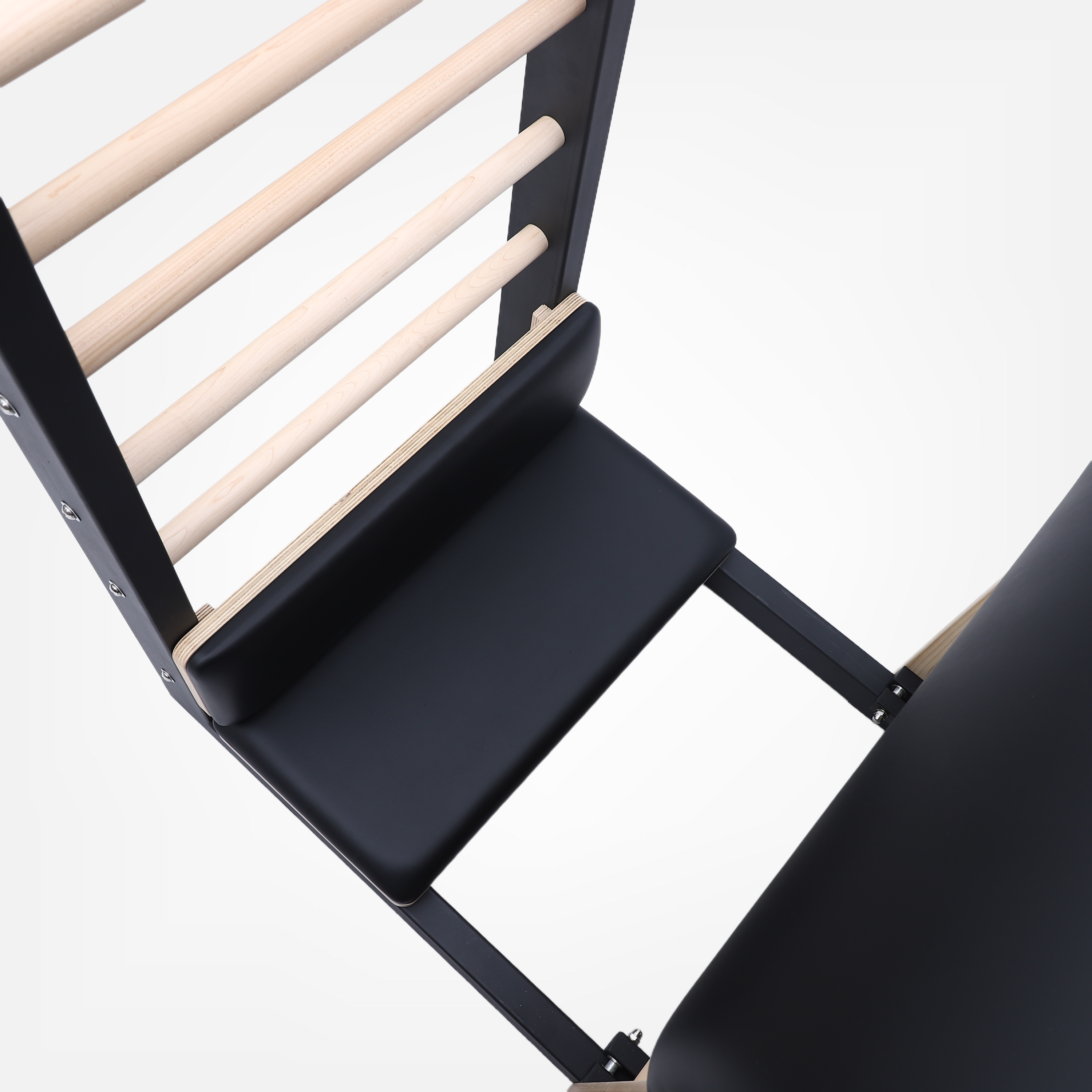PLB02 Ladder Bucket-F